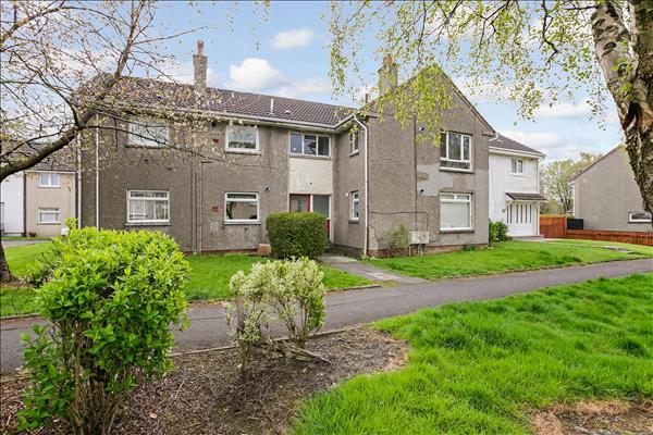 Semphill Gardens, Calderwood