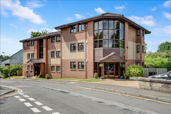 Field Road, Busby