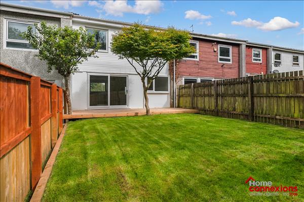 Troon Avenue, Greenhills